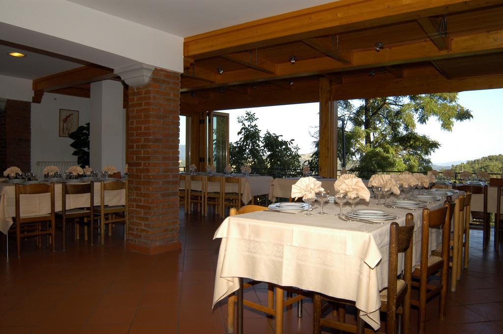 Buca Di Michelangelo Hotel Caprese Michelangelo Екстериор снимка