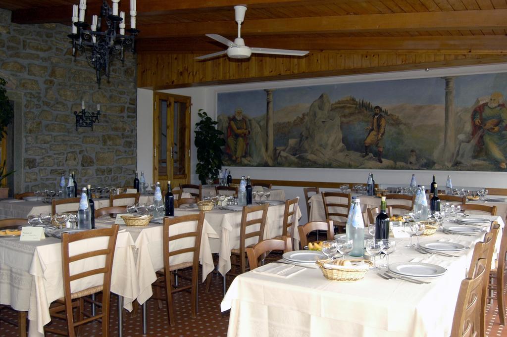 Buca Di Michelangelo Hotel Caprese Michelangelo Екстериор снимка
